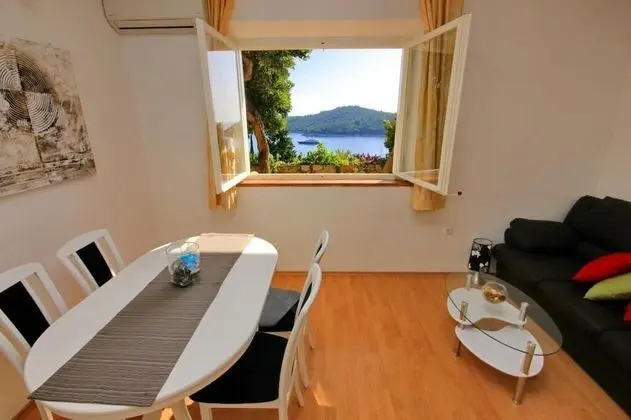 Apart Daire (Apartment Charming Arena - One Bedroo)