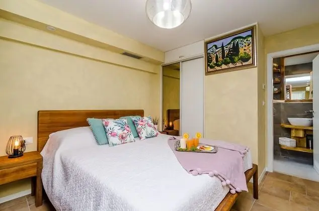 Stüdyo (City Getaway - Studio Apartment)