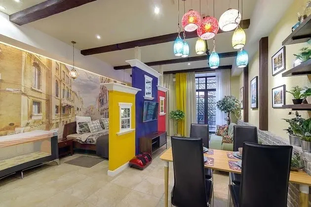 Design Apart Daire, Teras, Avlu Manzaralı