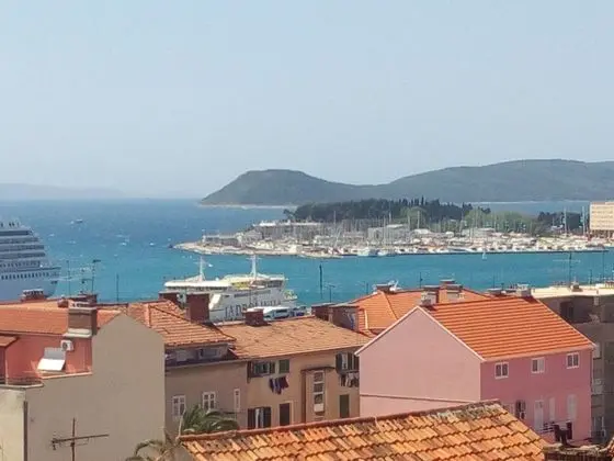 Apart Daire (Comfort One Bedroom Apartment)