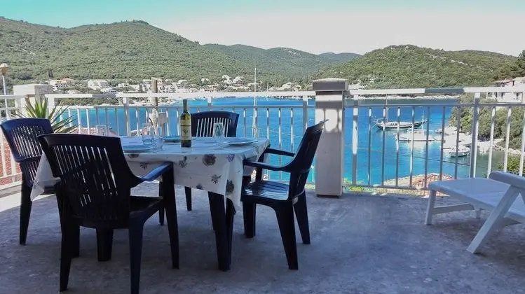 Apart Daire (Two Bedroom Apartment -Terrace and Se)