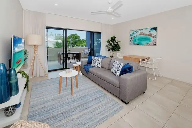 Apartment Close To The City Life on Lake 3