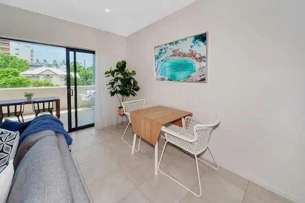 Apartment Close To The City Life on Lake 3
