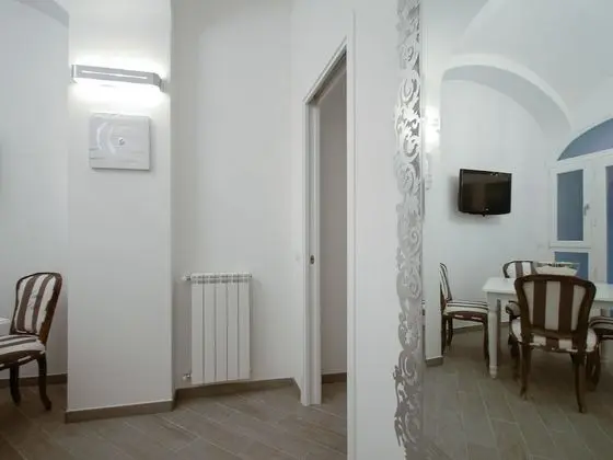 Comfort Apart Daire, 2 Yatak Odası, Avlu (2 Bedrooms)