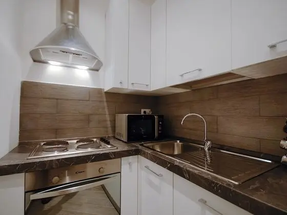 Comfort Apart Daire, 2 Yatak Odası, Avlu (2 Bedrooms)