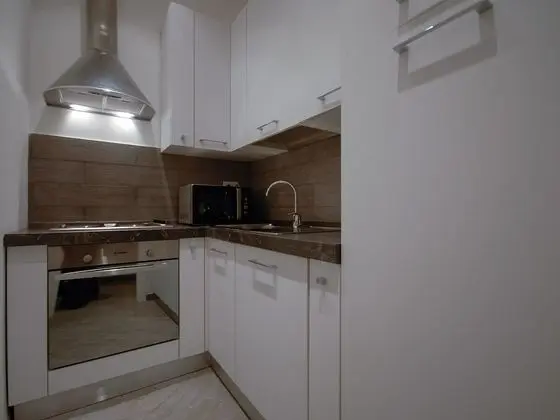 Comfort Apart Daire, 2 Yatak Odası, Avlu (2 Bedrooms)