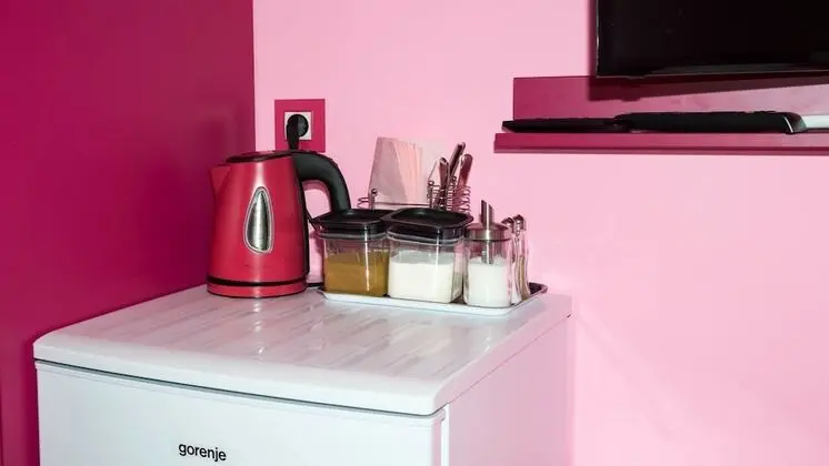 Design İki Ayrı Yataklı Oda (Pink)