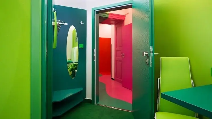 Design Tek Büyük Yataklı Oda (Green)