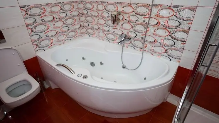 Design Tek Büyük Yataklı Oda (Red)
