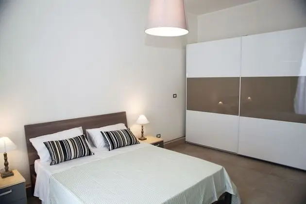 Apart Daire, Avlu Manzaralı (Sottovento)