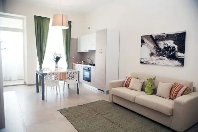 Apart Daire, Avlu Manzaralı (Sottovento)