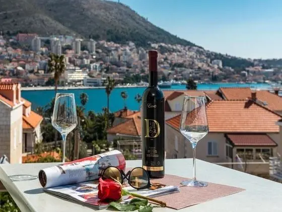 Apart Daire (One Bedroom Apartment with Balcony an)