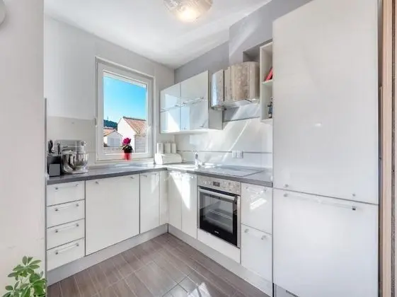 Apart Daire (One Bedroom Apartment with Balcony an)