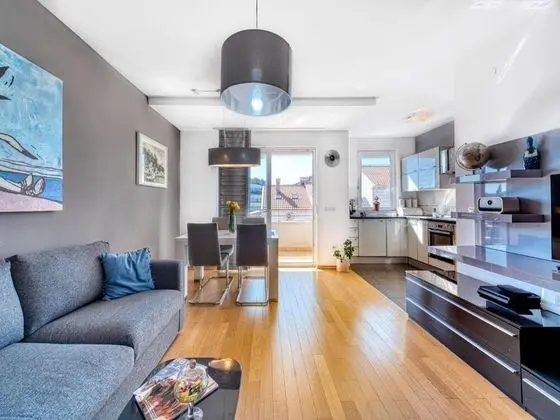 Apart Daire (One Bedroom Apartment with Balcony an)