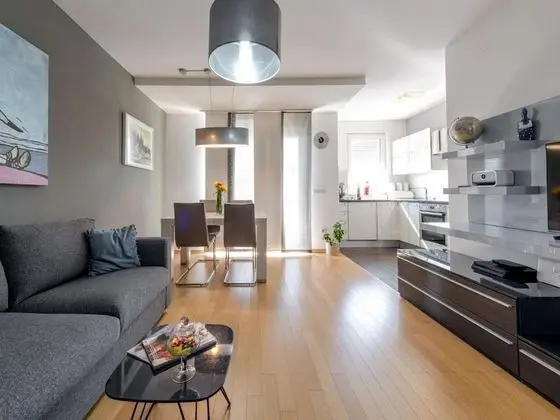 Apart Daire (One Bedroom Apartment with Balcony an)