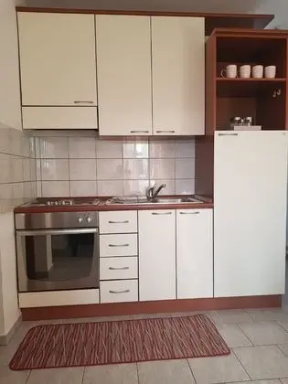 Apart Daire (Two Bedroom Apartment with Balcony an)