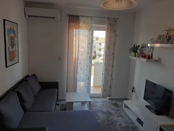 Apart Daire (Two Bedroom Apartment with Balcony an)
