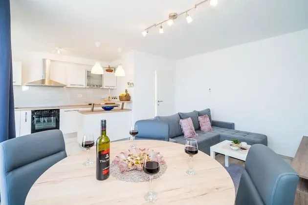 Apart Daire (Two Bedroom Apartment with Terrace)