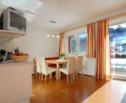 Comfort Apart Daire, 3 Yatak Odası, Balkon (Obergeschoss)