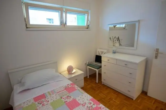 Family Apart Daire, 2 Yatak Odası, Balkon, Avlu Manzaralı