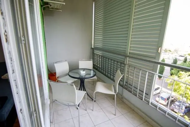 Family Apart Daire, 2 Yatak Odası, Balkon, Avlu Manzaralı