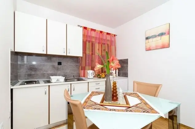 Apart Daire (One-Bedroom Apartment with Terrace)