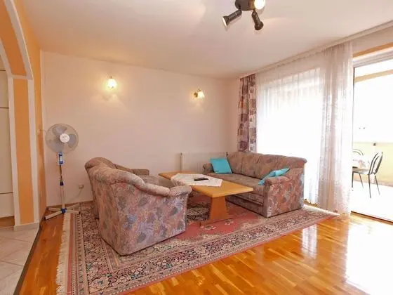 Apart Daire, 1 Yatak Odası (19/460)
