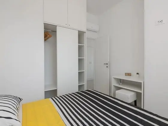 Apart Daire (2 Bedroom Apt with Balcony n Sea View)