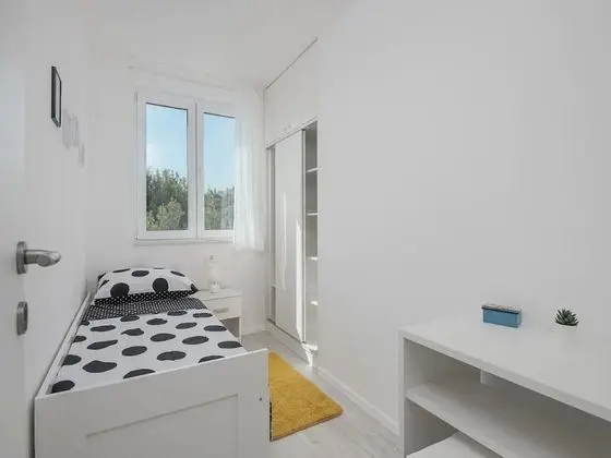 Apart Daire (2 Bedroom Apt with Balcony n Sea View)