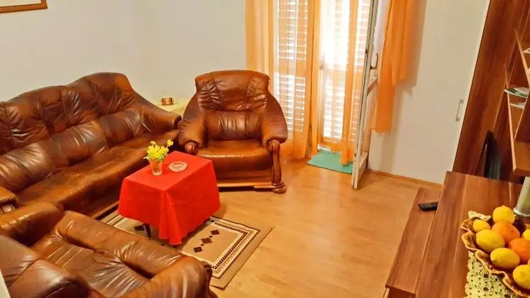 Apart Daire (Three Bedroom Apartment with Terrace)