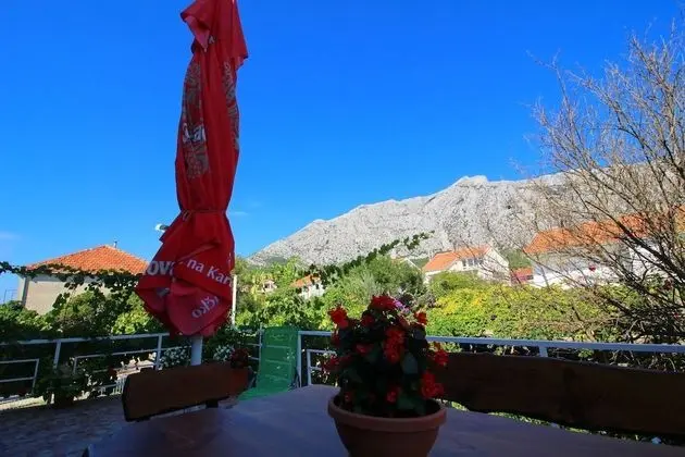 Apart Daire (Three Bedroom Apartment with Terrace)