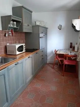 Apart Daire (Two Bedroom Apartment with Balcony)