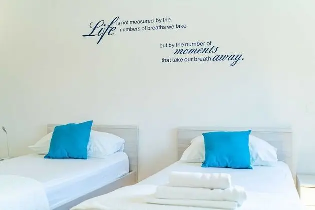 Apart Daire (Two Bedroom Apartment with Balcony)