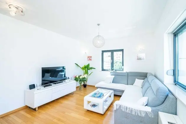 Apart Daire (Two Bedroom Apartment with Balcony)