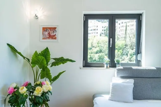 Apart Daire (Two Bedroom Apartment with Balcony)