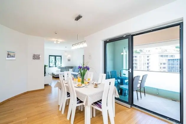 Apart Daire (Two Bedroom Apartment with Balcony)