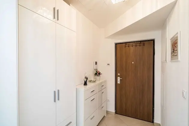 Apart Daire (Two Bedroom Apartment with Balcony)