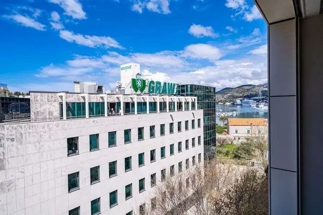 Apart Daire (Two Bedroom Apartment with Balcony)