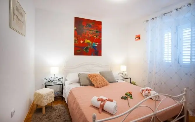 Apart Daire (Two Bedroom Apartment)