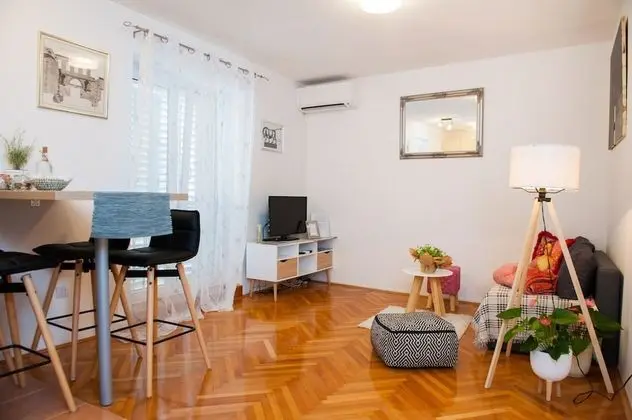Apart Daire (Two Bedroom Apartment)