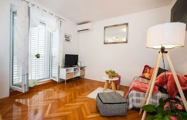 Apart Daire (Two Bedroom Apartment)