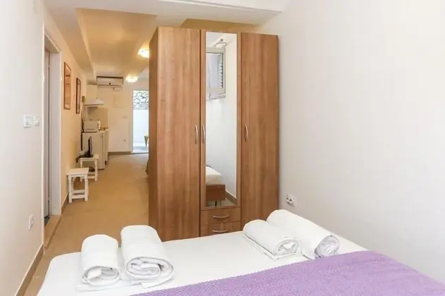 Stüdyo (Studio with terrace and with Sea View)