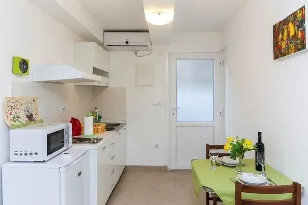 Stüdyo (Studio with terrace and with Sea View)