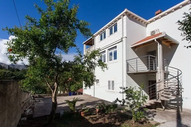 Apart Daire (Three Bedroom Apartment with Terrace)