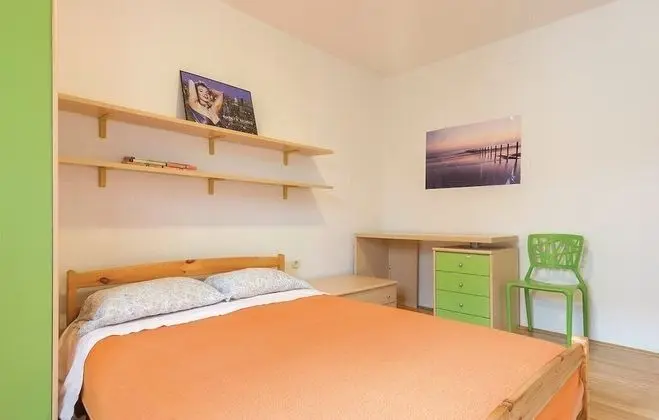 Apart Daire, 2 Yatak Odası (769/1793)