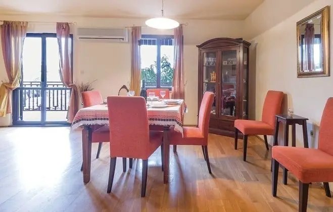 Apart Daire, 2 Yatak Odası (769/1793)