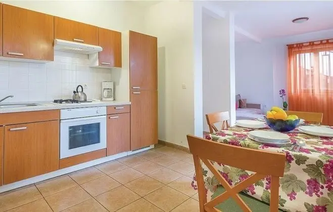 Apart Daire, 2 Yatak Odası (769/1794)