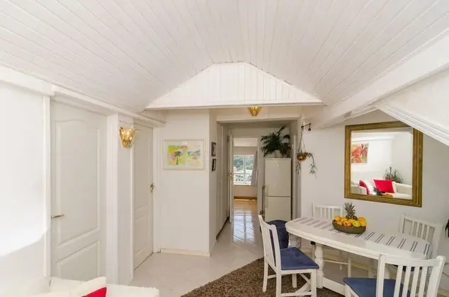 Apart Daire (Two Bedroom Apartment with Balcony an)