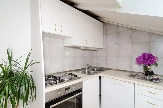 Apart Daire (Two Bedroom Apartment with Balcony an)