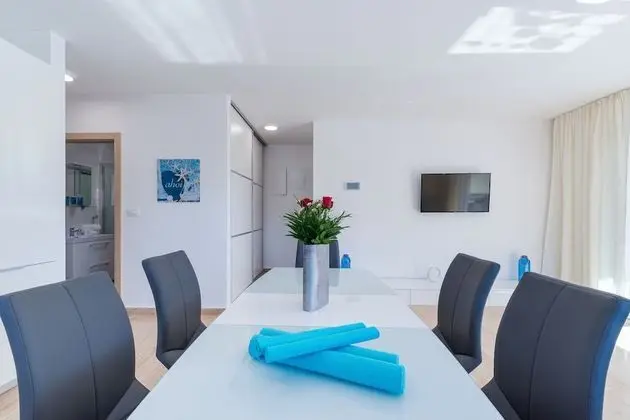 Family Apartment (A1)